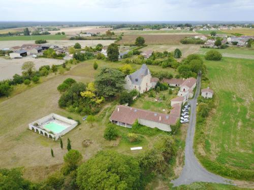 Gite Du Manoir Des Roches Saires 外观 照片